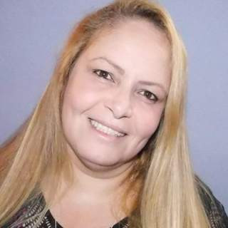 Debido a mi profesión mi marido me dejo